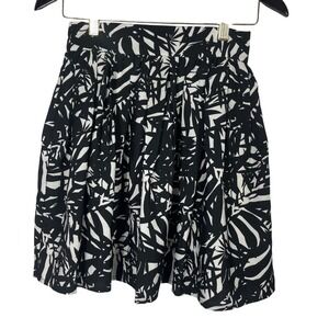 Flutterbye Black White Abstract Pleated Mini Skirt Lined Size‎ S
